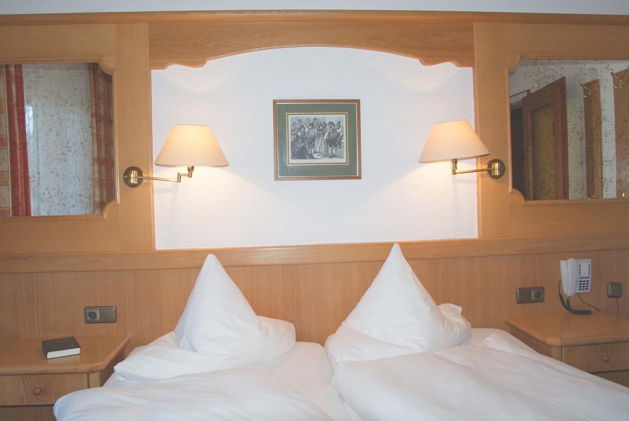 Gaestehaus Elvia Oberstdorf Exteriör bild